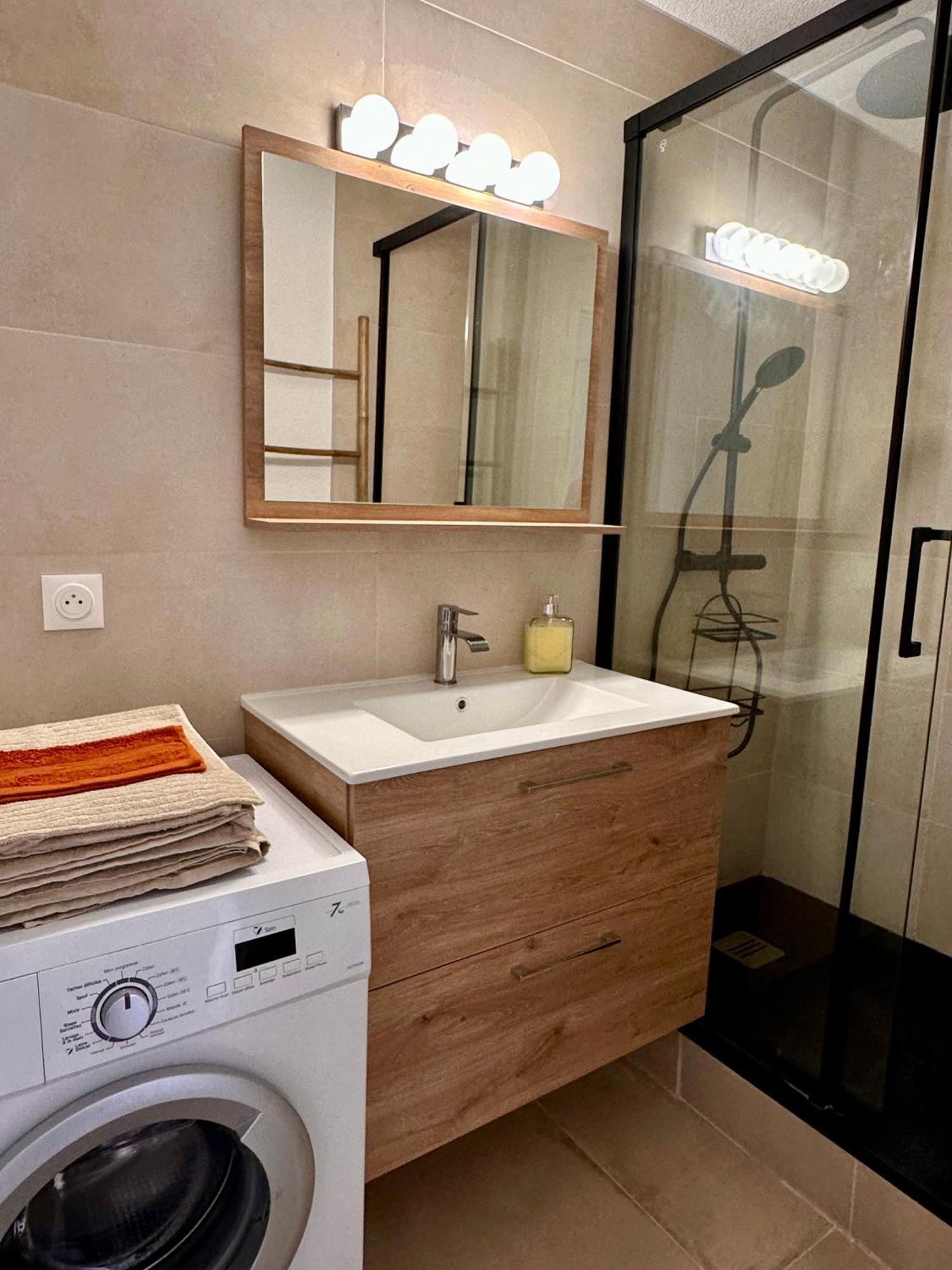 Evasion Setoise - Appartement Avec Balcon Vue Marina, Climatise, Parking - Situe A 200M De La Plage Sète Dış mekan fotoğraf